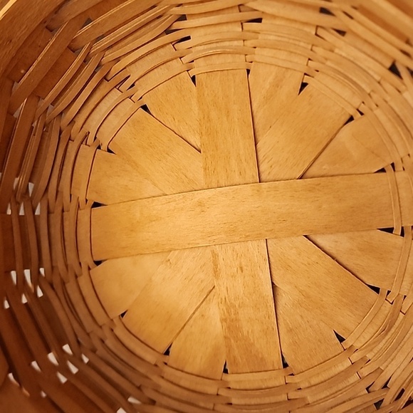 🌻 Longaberger 10 x 4” Woven 1995 Basket w/ Leather Handles and sectional insert - Picture 6 of 11